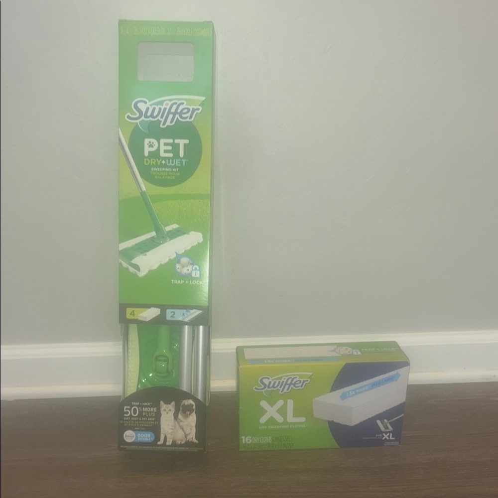 Swiffer Pet Mop with XL Refill Pads in Green and Blue